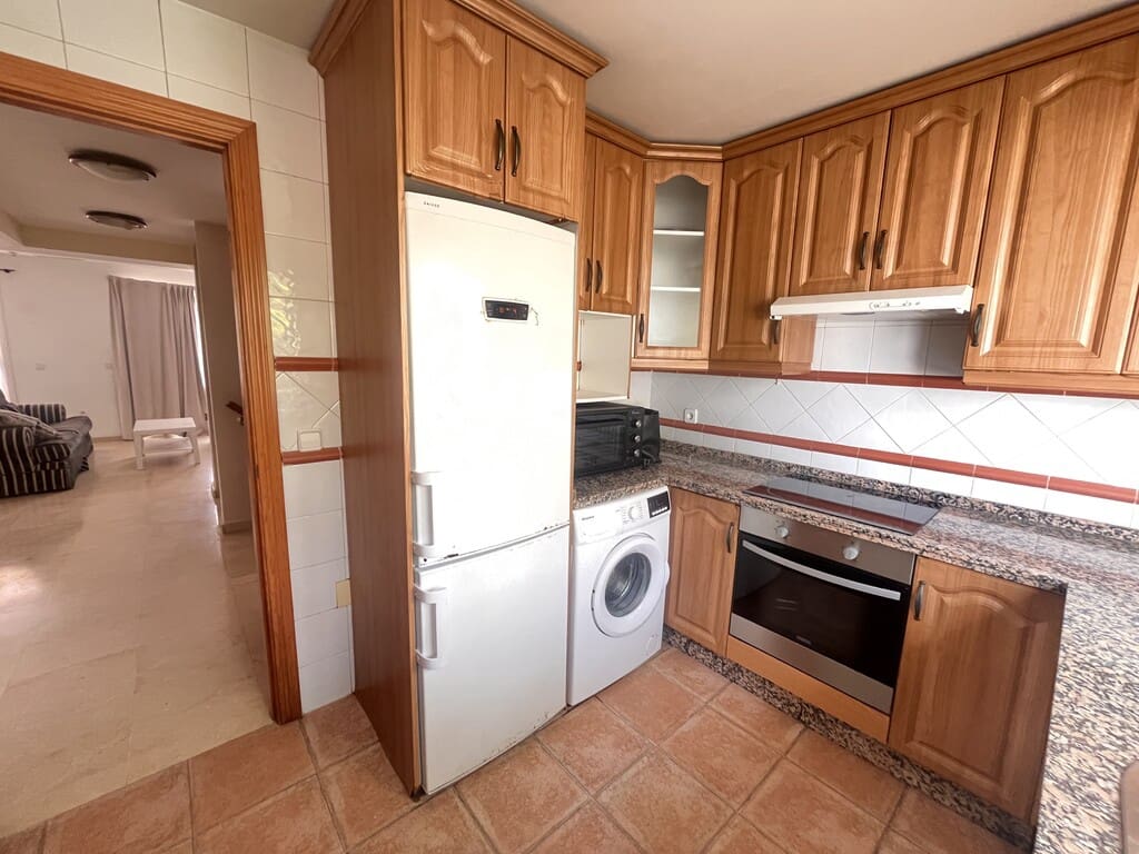4 bedroom Townhouse for sale in Golden Mile with pool garage - € 1,600,000 (Ref: 9969330)