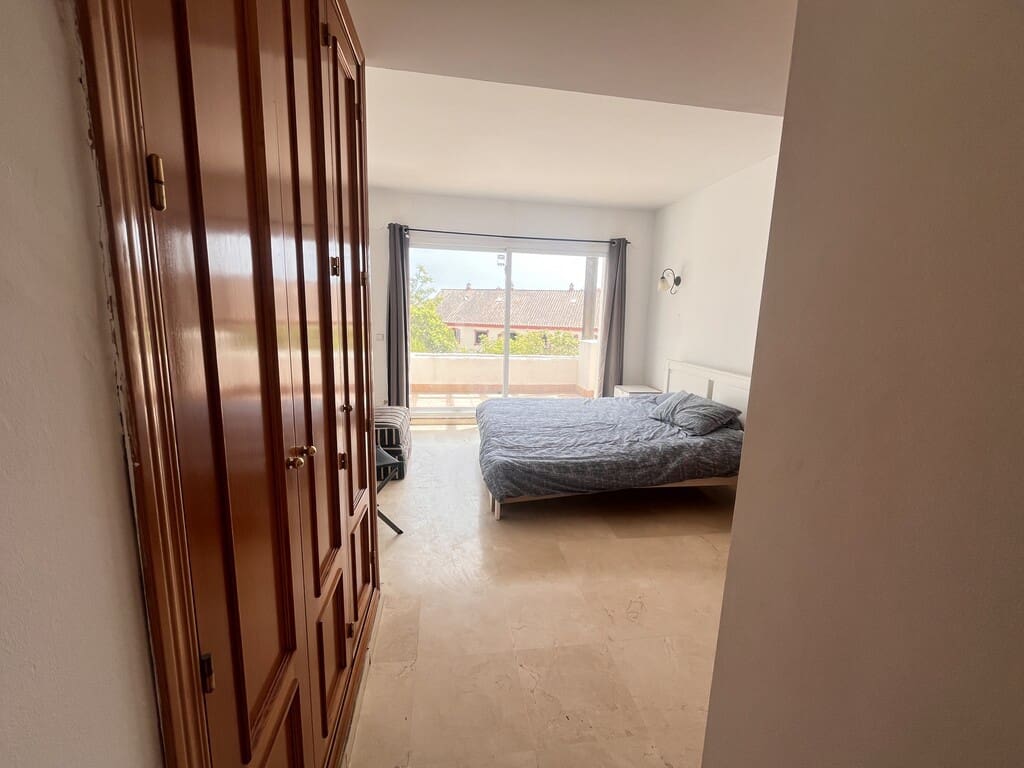 4 bedroom Townhouse for sale in Golden Mile with pool garage - € 1,600,000 (Ref: 9969330)