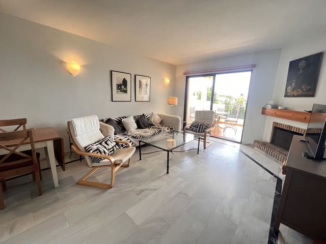 3 sypialnia Apartament do wynajęcia w Marbella z basenem garażem - 2 300 € (Ref: 9969331)