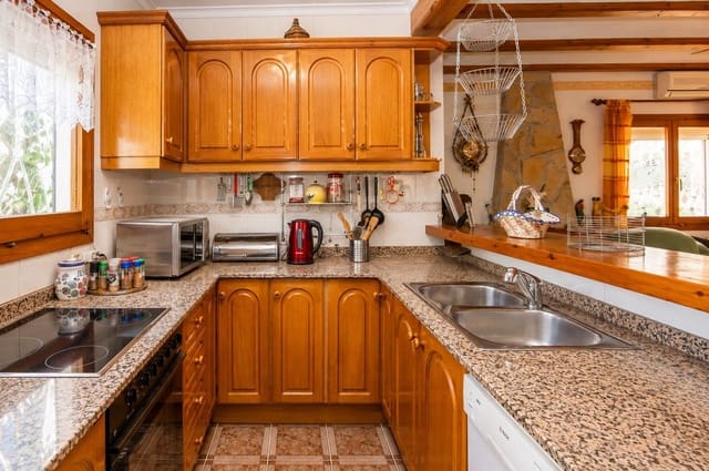 3 bedroom Villa for sale in Els Poblets with garage - € 349,000 (Ref: 10042157)