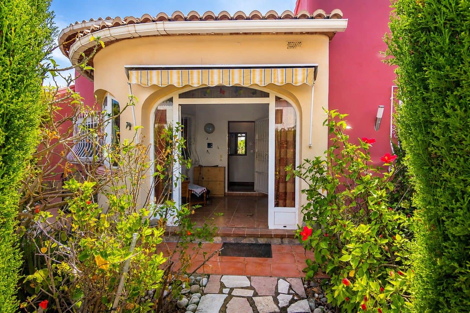 3 bedroom Villa for sale in Els Poblets with garage - € 349,000 (Ref: 10042157)