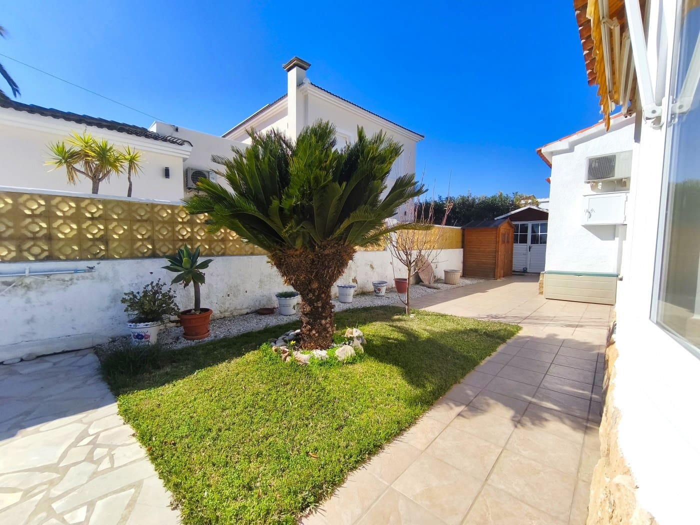 3 bedroom Villa for sale in Els Poblets with pool garage - € 460,000 (Ref: 10042316)