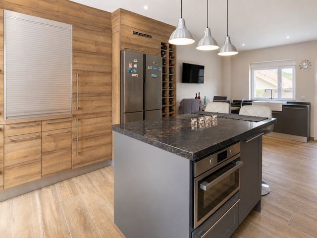 4 chambre Maison de Ville à vendre à Albaida avec garage - 225 000 € (Ref: 10042319)