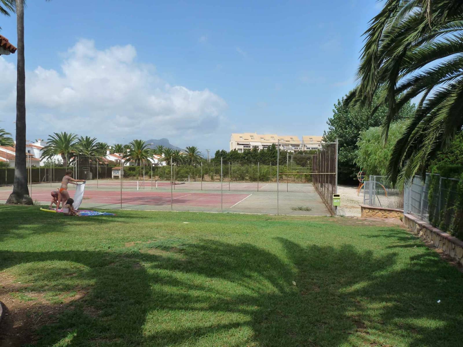 3 soveværelse Bungalow til salg i Denia med swimmingpool garage - € 310.000 (Ref: 10042321)