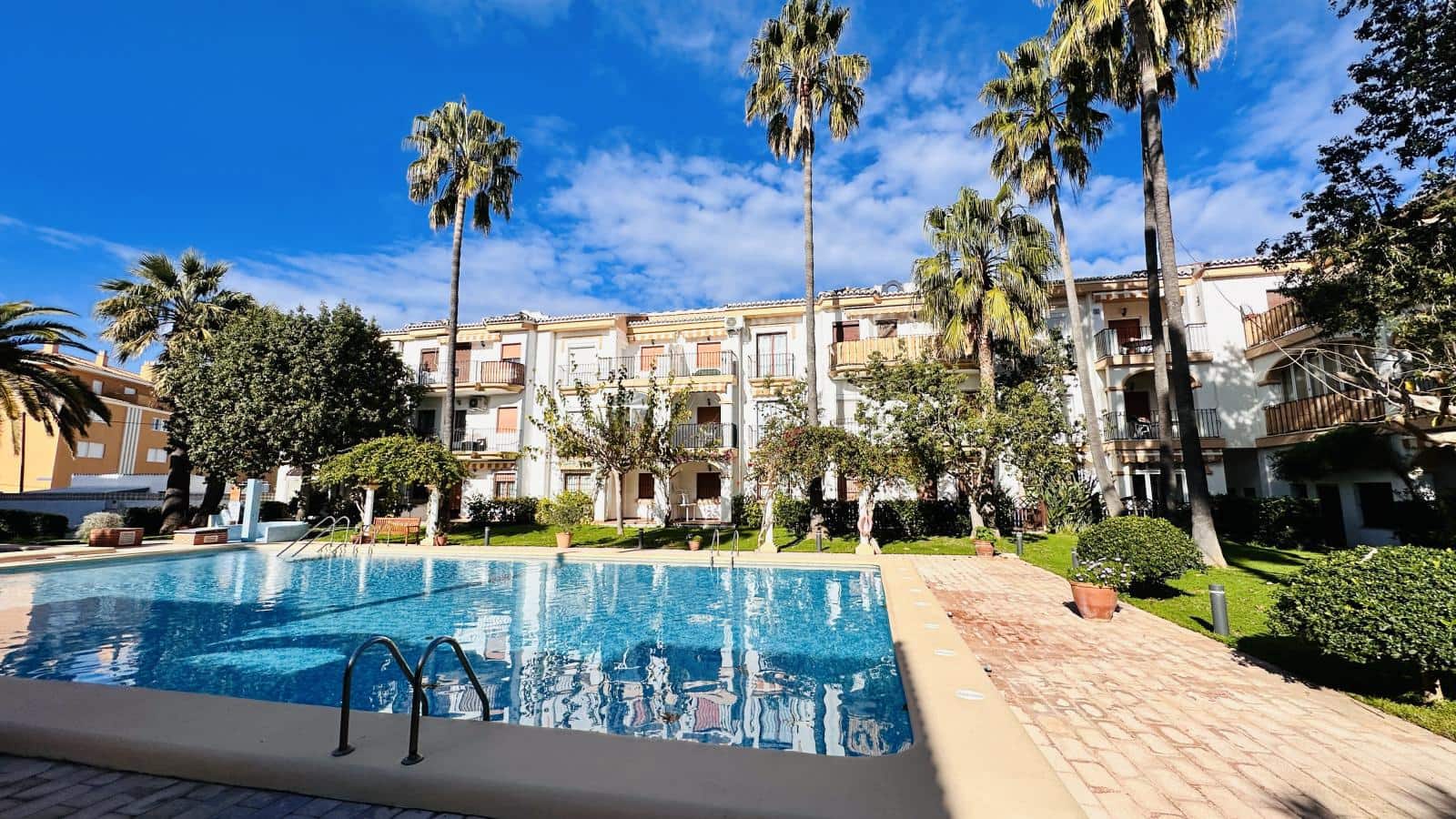 4 sypialnia Penthouse na sprzedaż w Denia z basenem garażem - 659 000 € (Ref: 10044149)