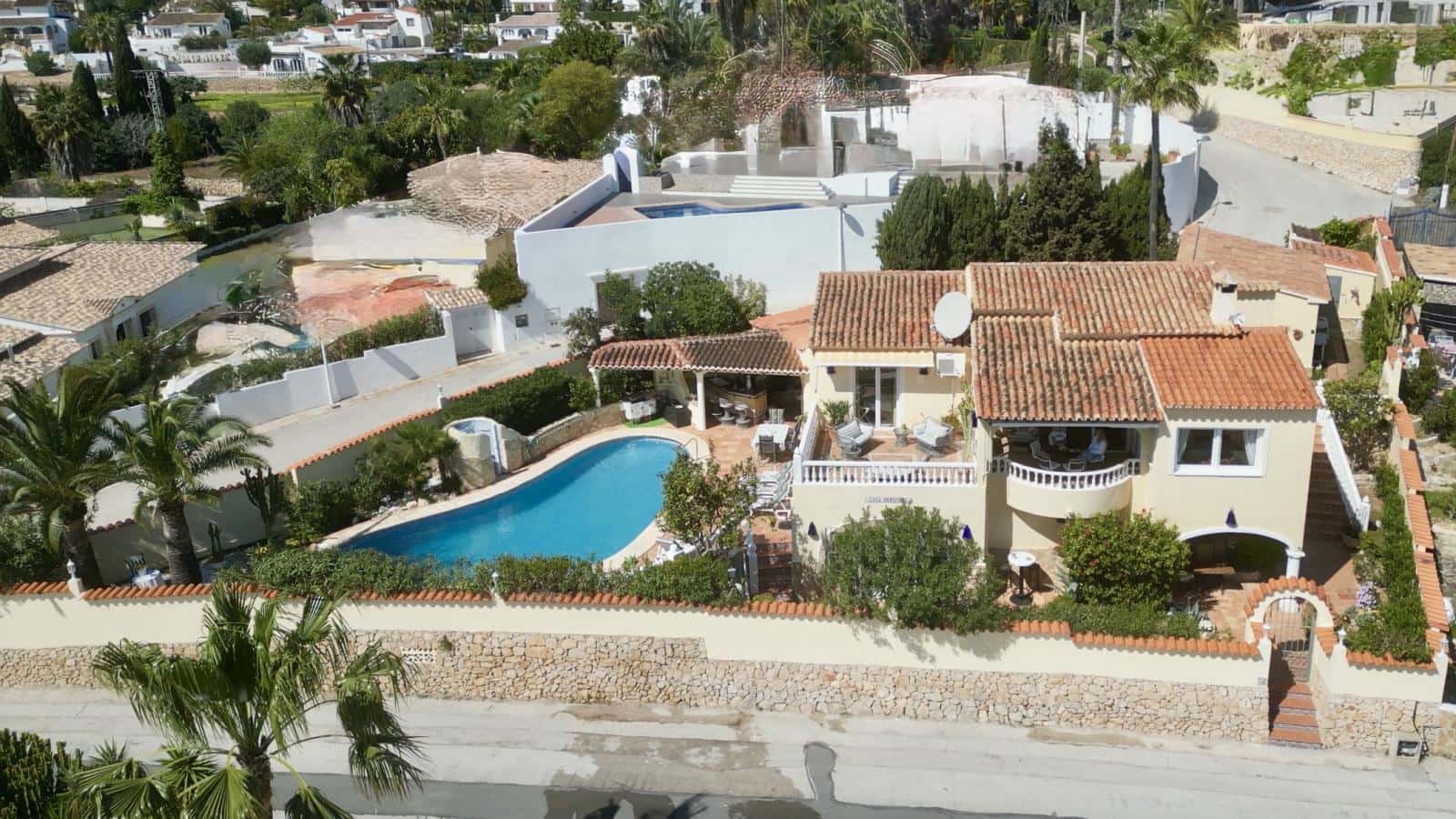 4 soveværelse Villa til salg i Moraira med swimmingpool garage - € 845.000 (Ref: 10044150)