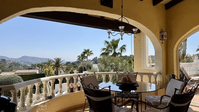 4 soveværelse Villa til salg i Moraira, Teulada-Moraira med swimmingpool garage - € 845.000 (Ref: 10044150)
