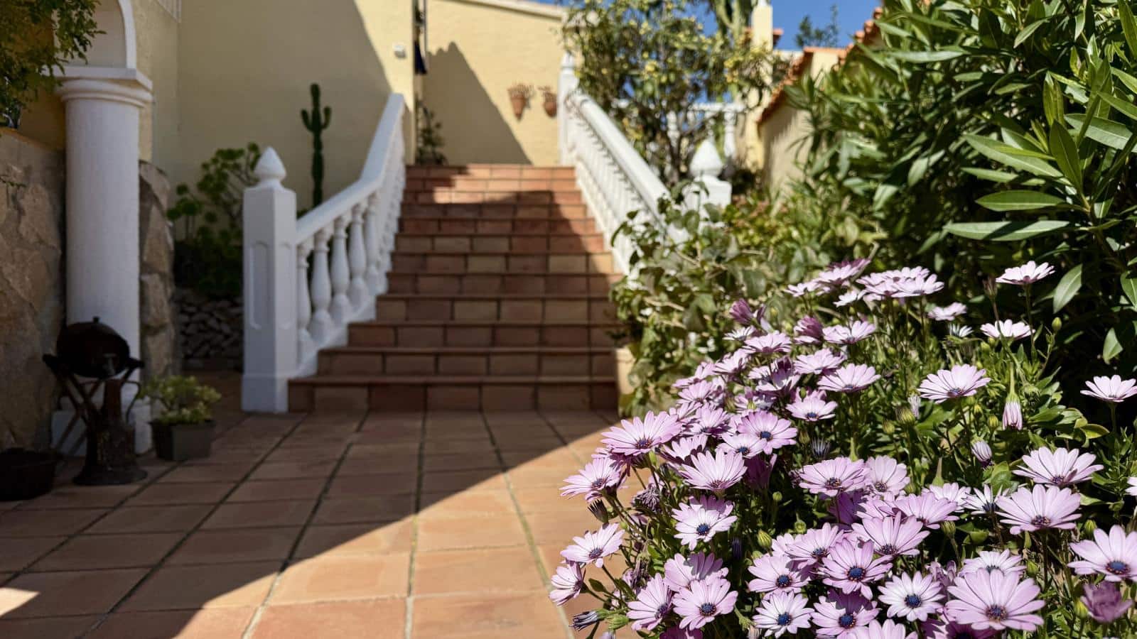 4 soveværelse Villa til salg i Moraira med swimmingpool garage - € 845.000 (Ref: 10044150)