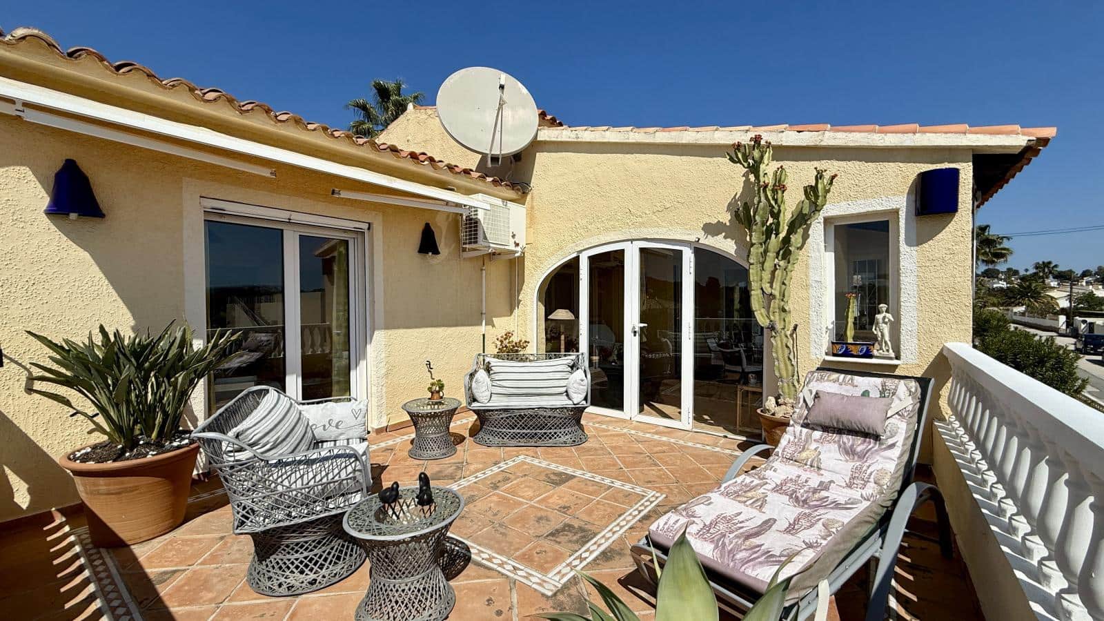 4 soveværelse Villa til salg i Moraira med swimmingpool garage - € 845.000 (Ref: 10044150)