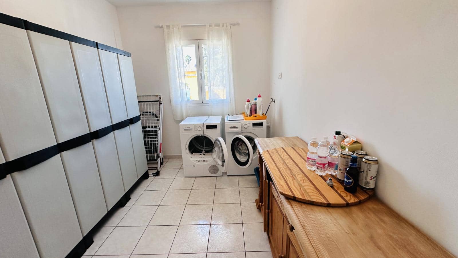 4 Zimmer Villa zu verkaufen in Denia mit Pool Garage - 890.000 € (Ref: 10044151)