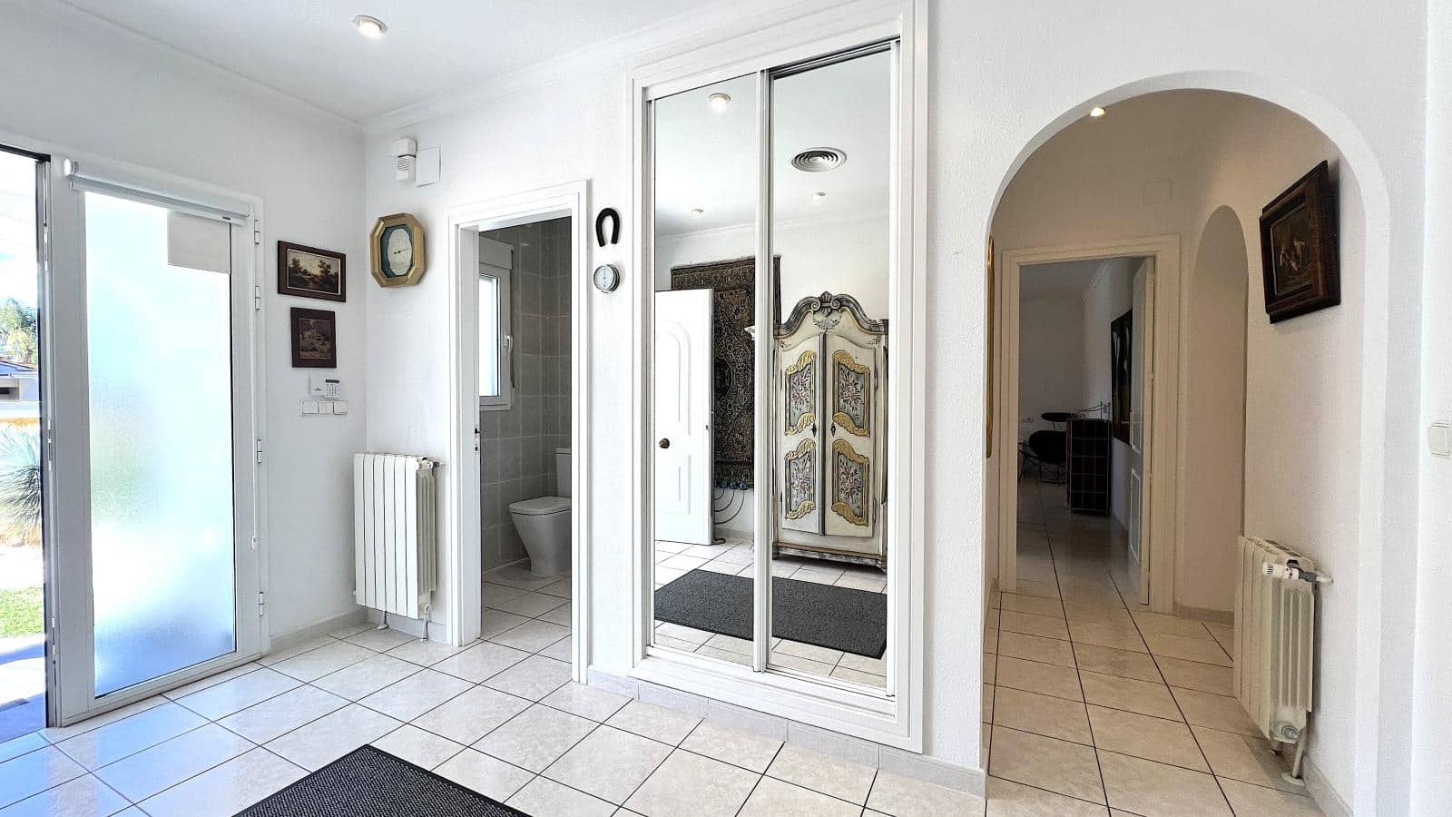 4 Zimmer Villa zu verkaufen in Denia mit Pool Garage - 890.000 € (Ref: 10044151)