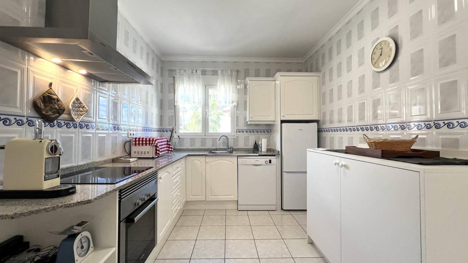 4 Zimmer Villa zu verkaufen in Denia mit Pool Garage - 890.000 € (Ref: 10044151)