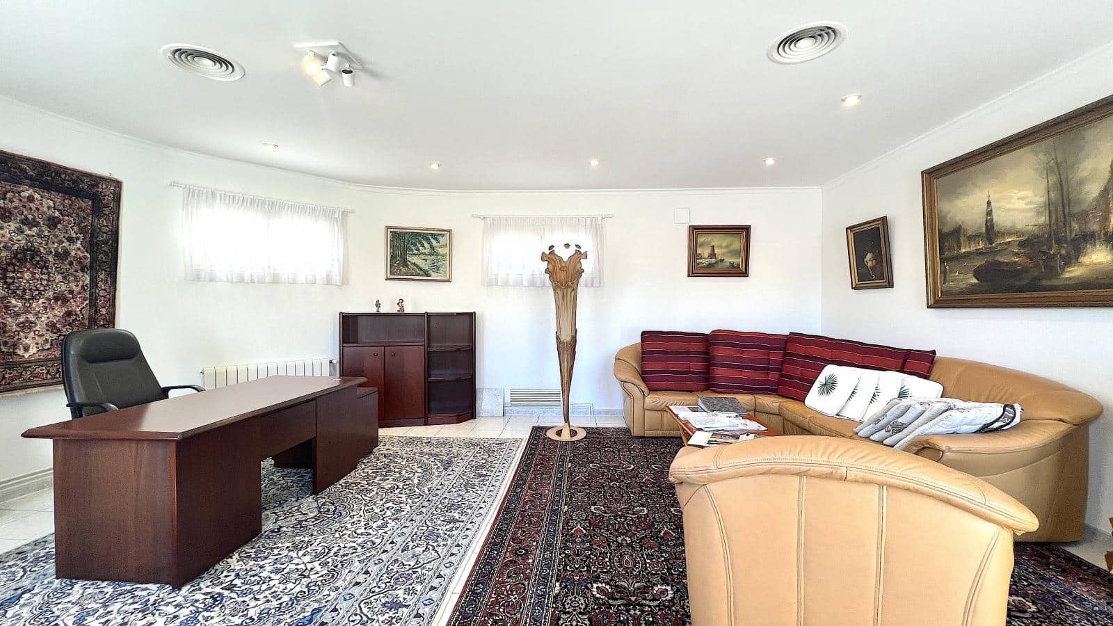 4 Zimmer Villa zu verkaufen in Denia mit Pool Garage - 890.000 € (Ref: 10044151)
