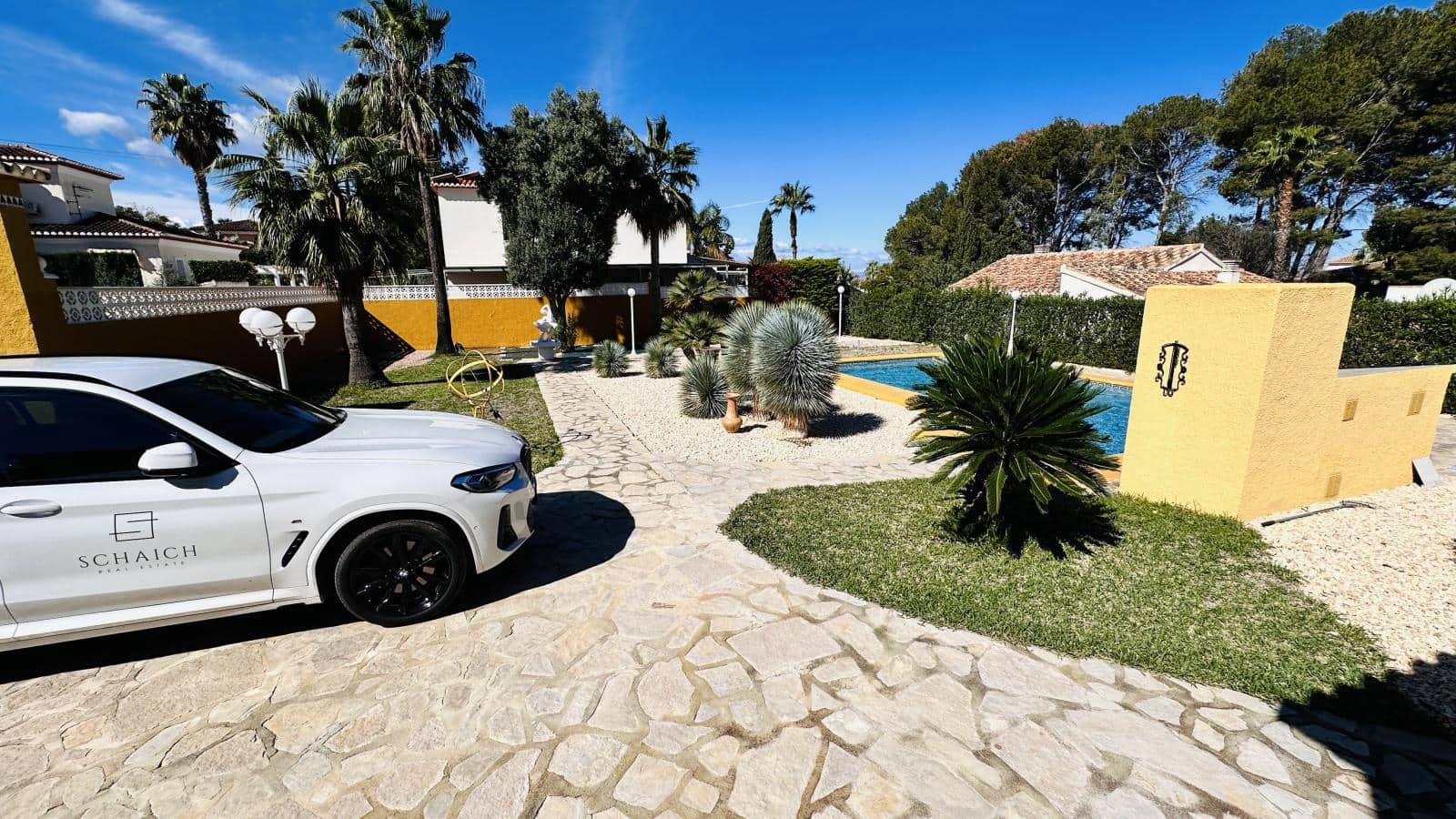 4 Zimmer Villa zu verkaufen in Denia mit Pool Garage - 890.000 € (Ref: 10044151)