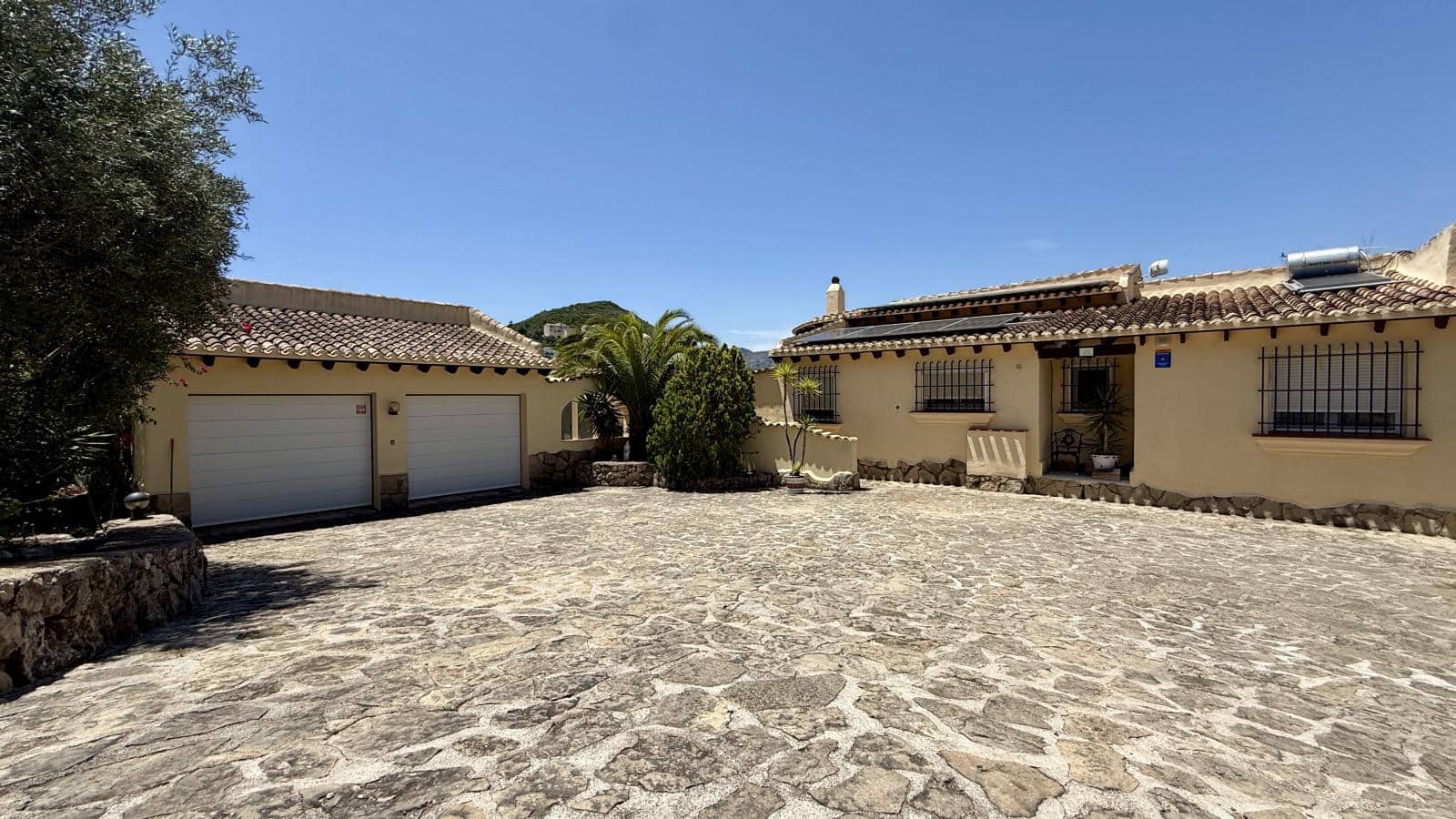 4 camera da letto Villa in vendita in Pego con piscina - 790.000 € (Rif: 10044153)