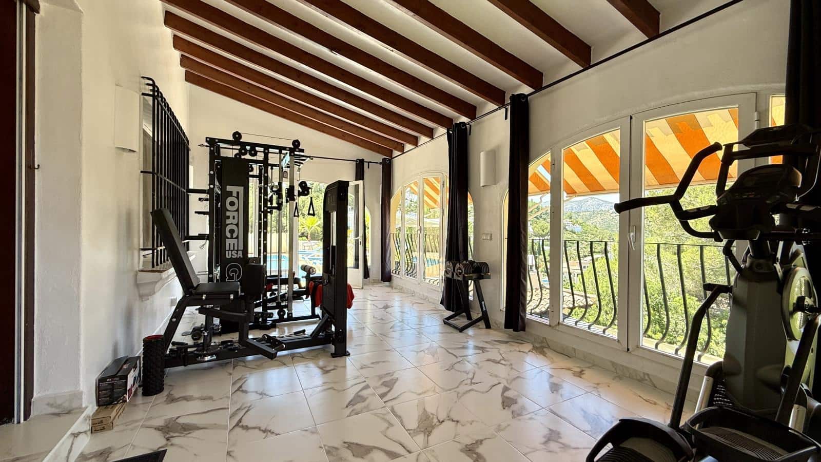 4 camera da letto Villa in vendita in Pego con piscina - 790.000 € (Rif: 10044153)