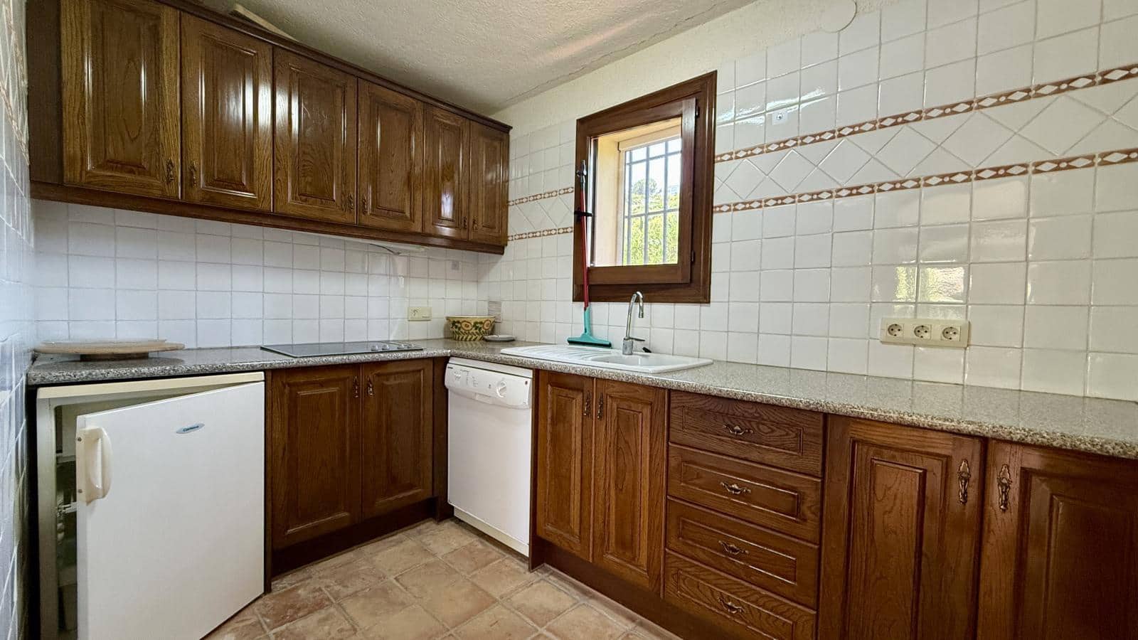 4 camera da letto Villa in vendita in Pego con piscina - 790.000 € (Rif: 10044153)
