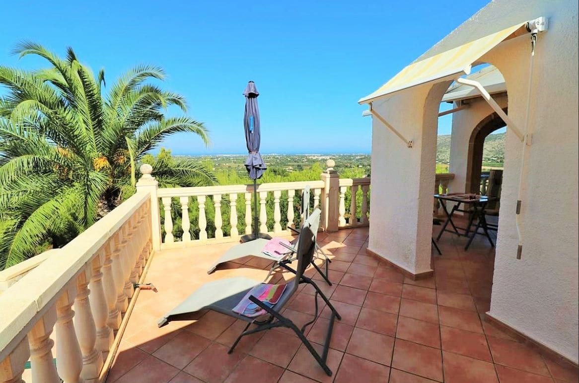 3 sovrum Villa till salu i Pedreguer med pool garage - 525 000 € (Ref: 10070299)