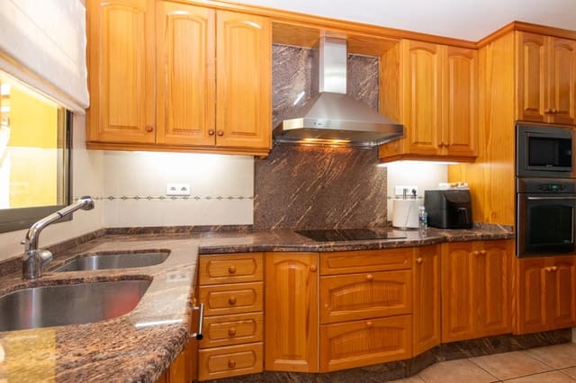 3 soveværelse Villa til salg i Tormos - € 475.000 (Ref: 10138976)