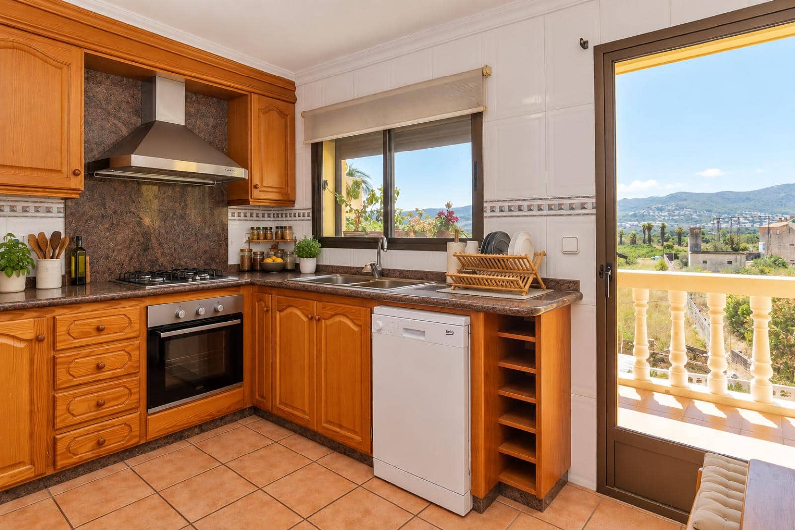 3 soveværelse Villa til salg i Tormos med swimmingpool garage - € 475.000 (Ref: 10138976)