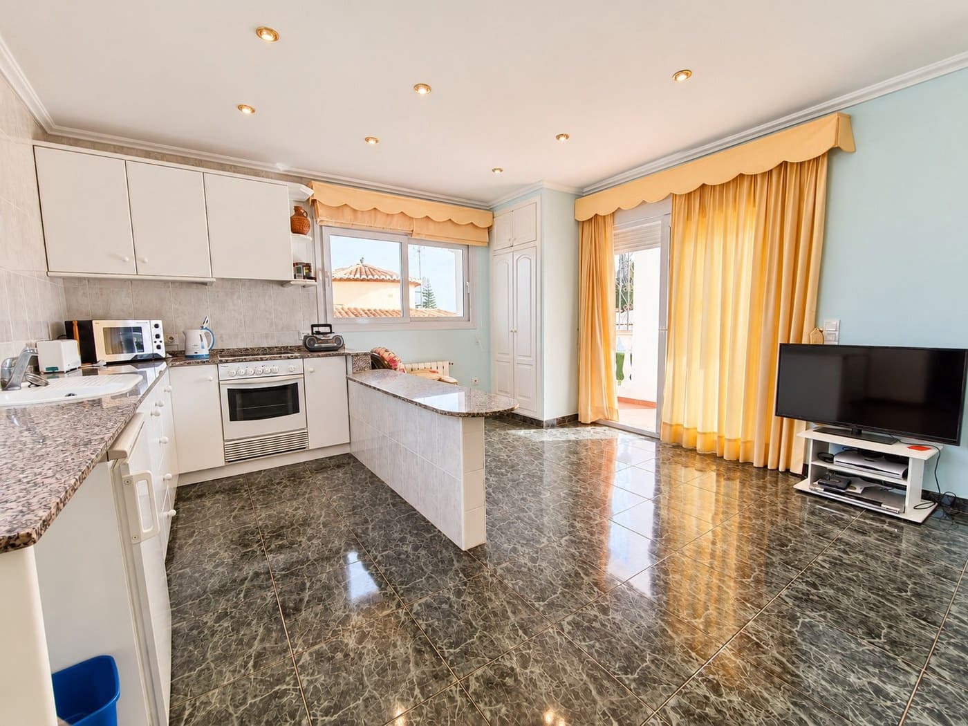 4 soveværelse Villa til salg i Els Poblets med swimmingpool garage - € 475.000 (Ref: 10182358)