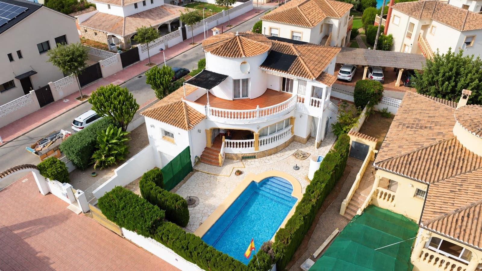 4 soveværelse Villa til salg i Els Poblets med swimmingpool garage - € 475.000 (Ref: 10182358)
