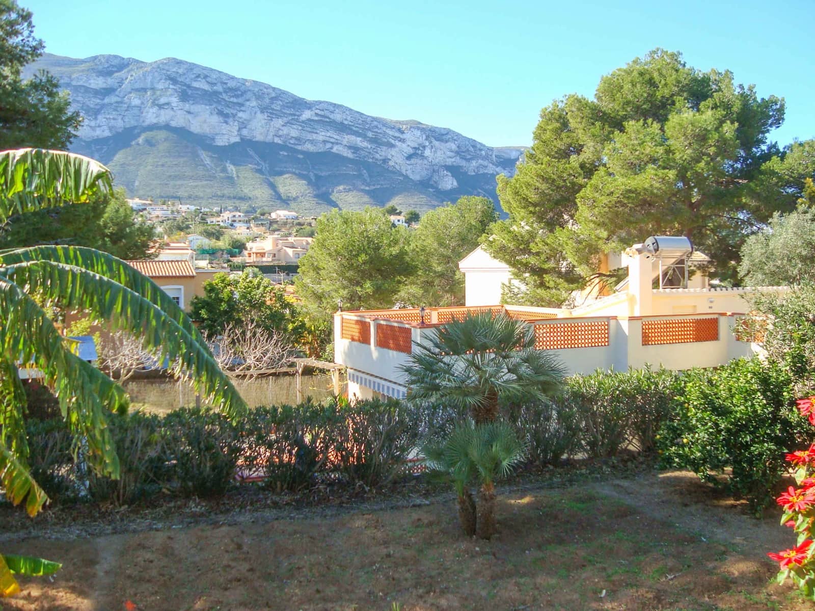 4 Zimmer Villa zu verkaufen in Denia mit Pool Garage - 725.000 € (Ref: 6573764)