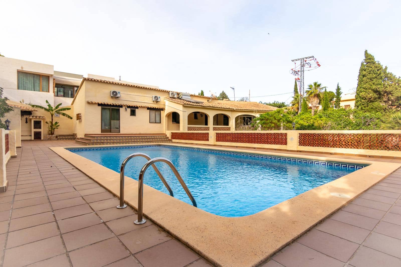 4 Zimmer Villa zu verkaufen in Denia mit Pool Garage - 725.000 € (Ref: 6573764)