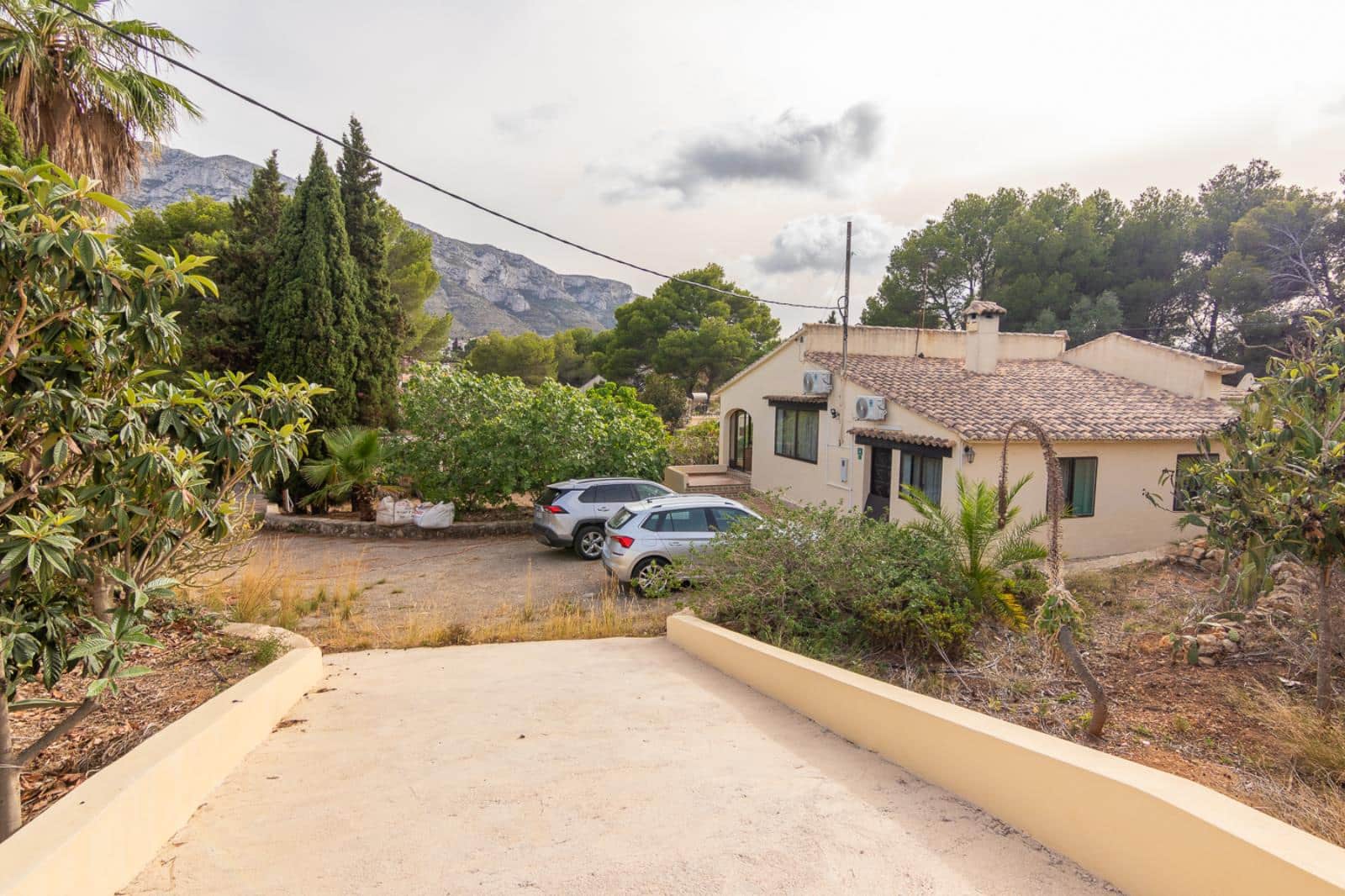 4 Zimmer Villa zu verkaufen in Denia mit Pool Garage - 725.000 € (Ref: 6573764)