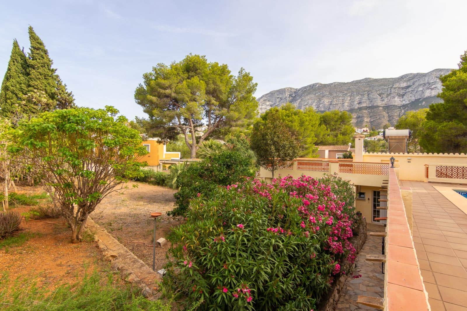 4 Zimmer Villa zu verkaufen in Denia mit Pool Garage - 725.000 € (Ref: 6573764)