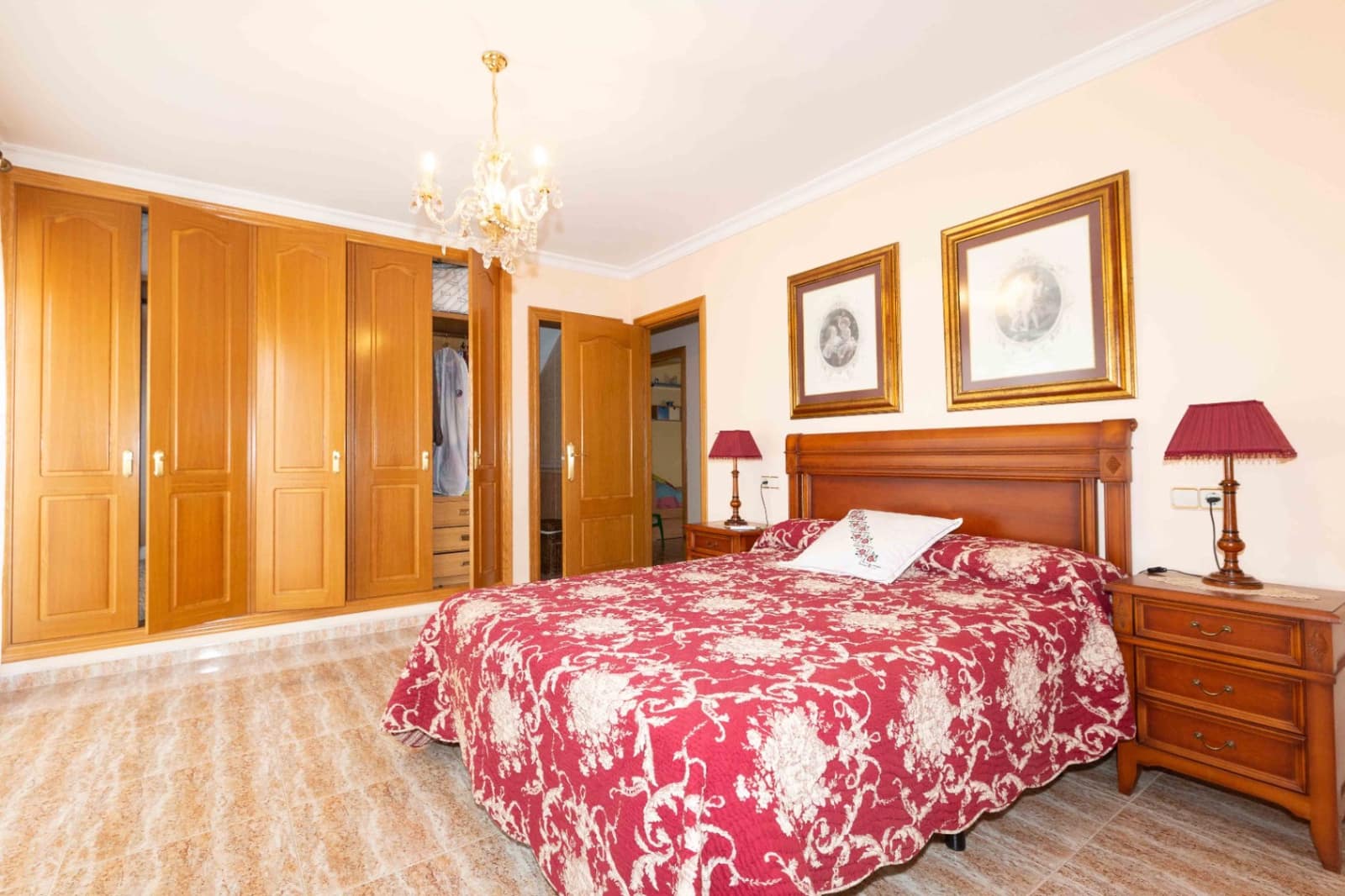 4 bedroom Townhouse for sale in Denia - € 472,000 (Ref: 8298918)