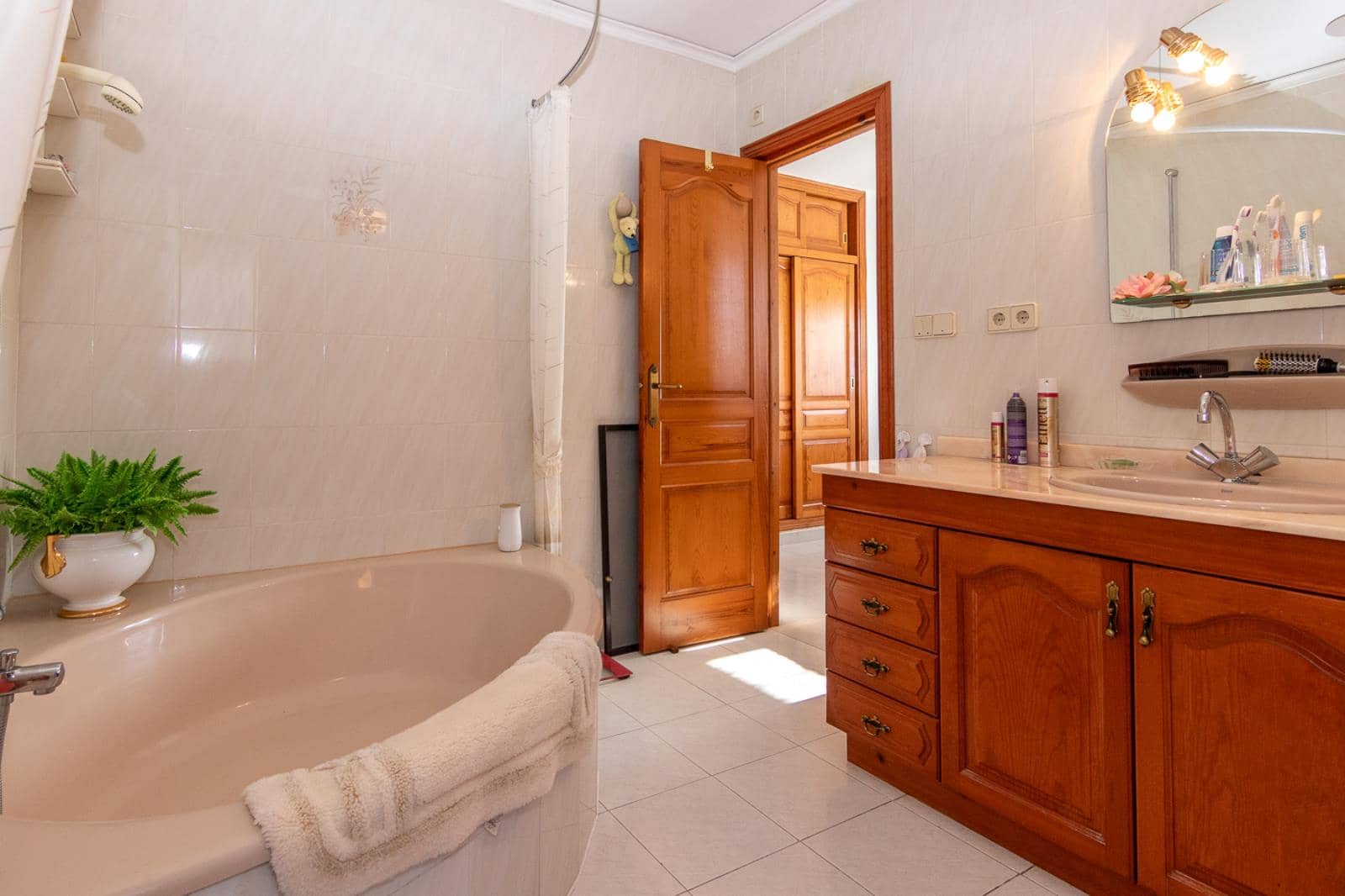 4 sypialnia Willa na sprzedaż w Sanet i Negrals z basenem garażem - 345 000 € (Ref: 8690221)