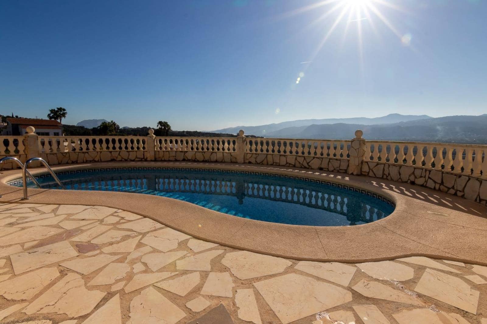 4 sypialnia Willa na sprzedaż w Sanet i Negrals z basenem garażem - 345 000 € (Ref: 8690221)