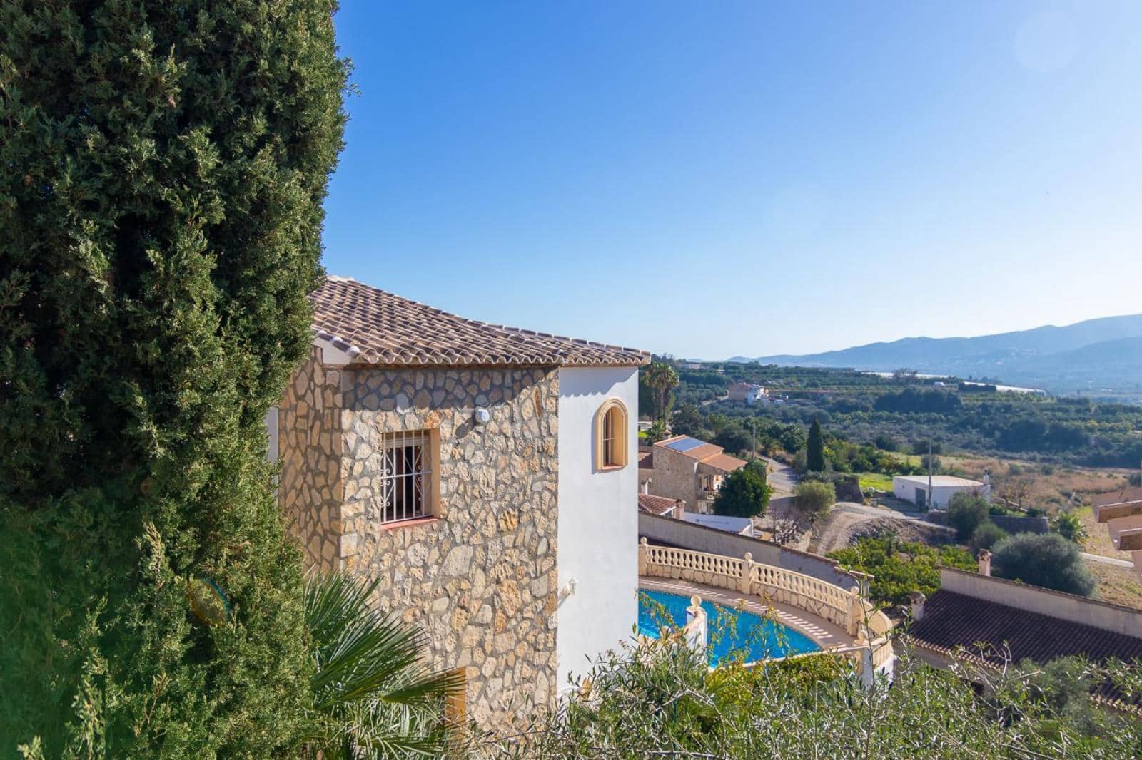 4 sypialnia Willa na sprzedaż w Sanet i Negrals z basenem garażem - 345 000 € (Ref: 8690221)