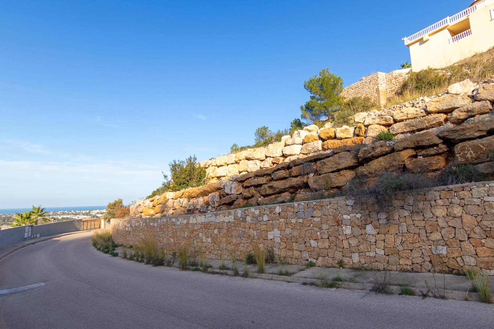 Building Plot for sale in Denia - € 147,000 (Ref: 8690227)