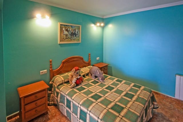 4 slaapkamer Villa te koop in Dénia met zwembad garage - € 775.000 (Ref: 8690228)