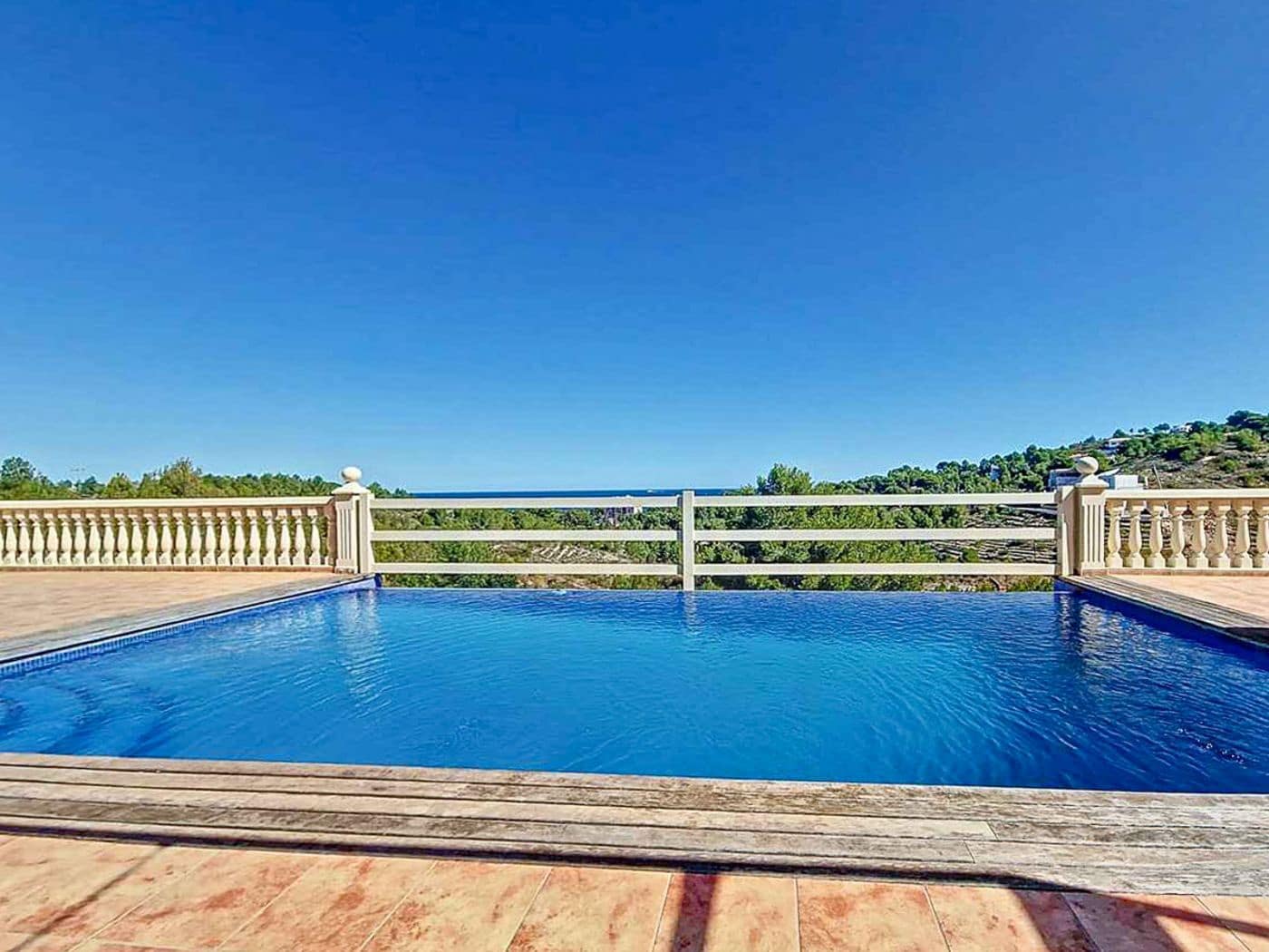 4 bedroom Villa for sale in Denia with pool garage - € 775,000 (Ref: 8690228)