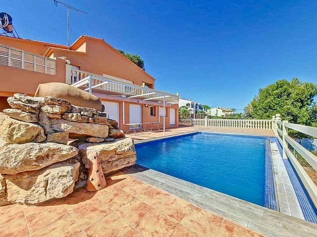 4 slaapkamer Villa te koop in Dénia met zwembad garage - € 775.000 (Ref: 8690228)
