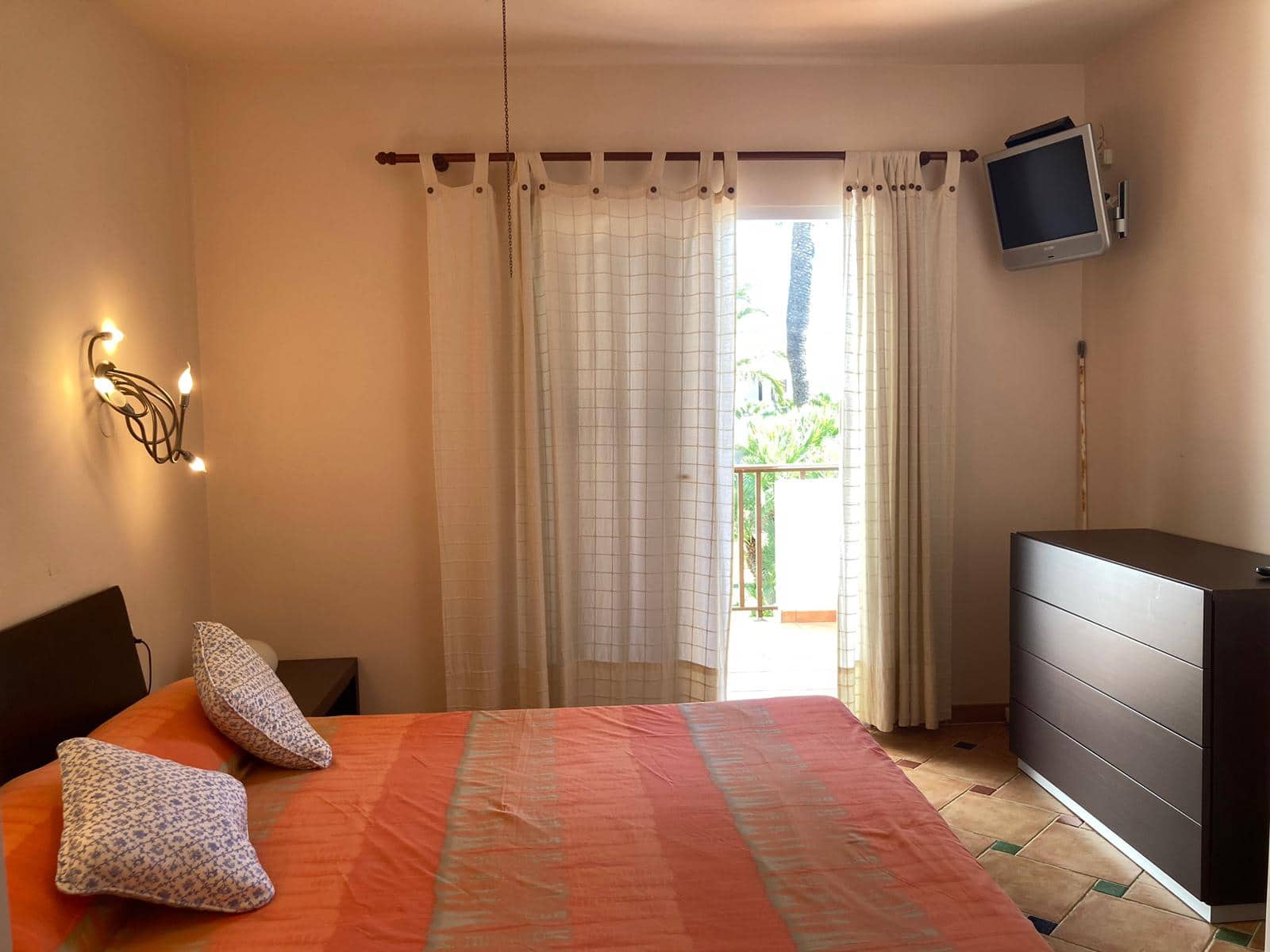 2 quarto Moradia em Banda para venda em Denia com piscina garagem - 450 000 € (Ref: 8765010)