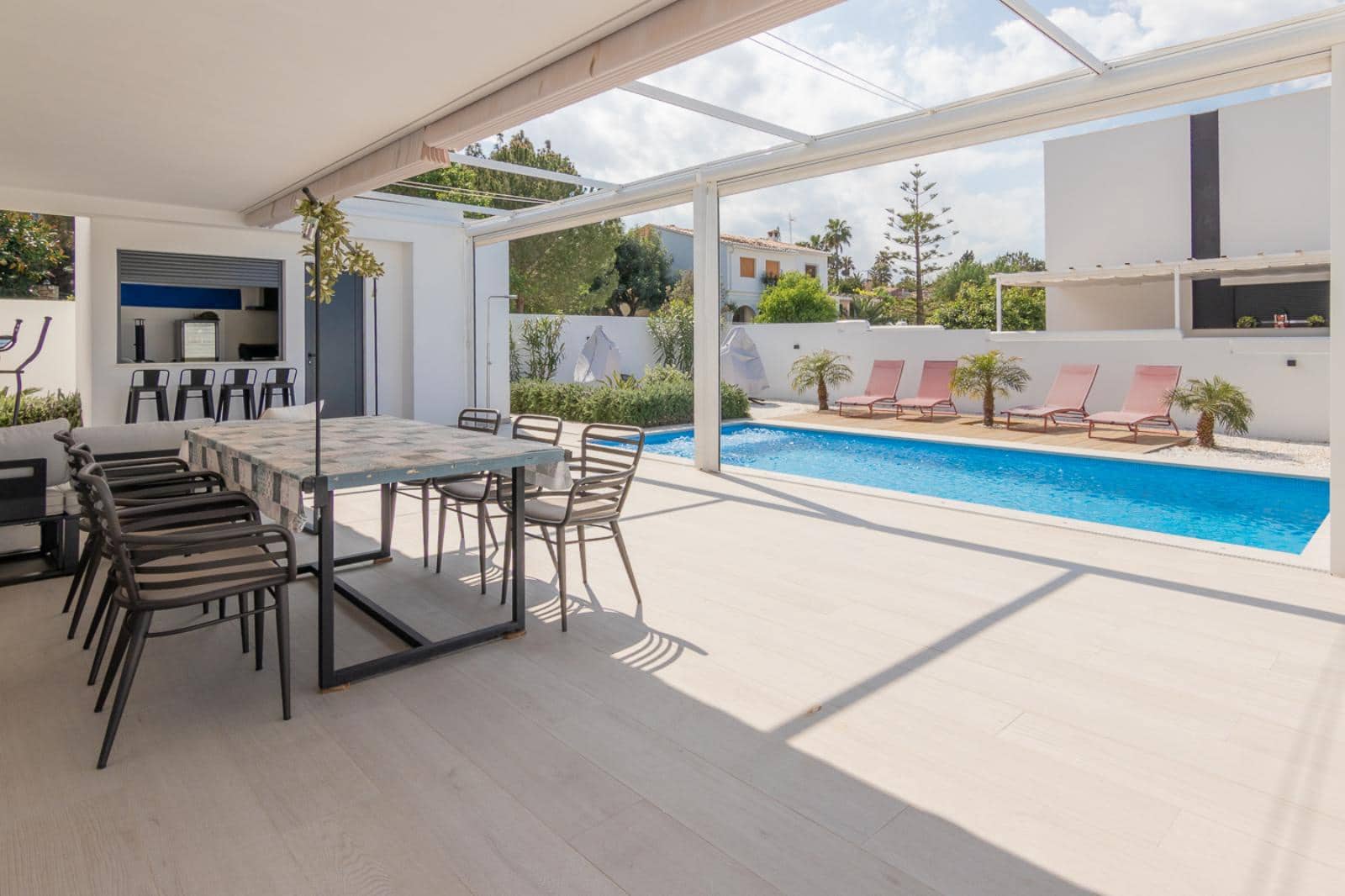 3 Zimmer Villa zu verkaufen in Denia mit Pool Garage - 870.000 € (Ref: 8930255)