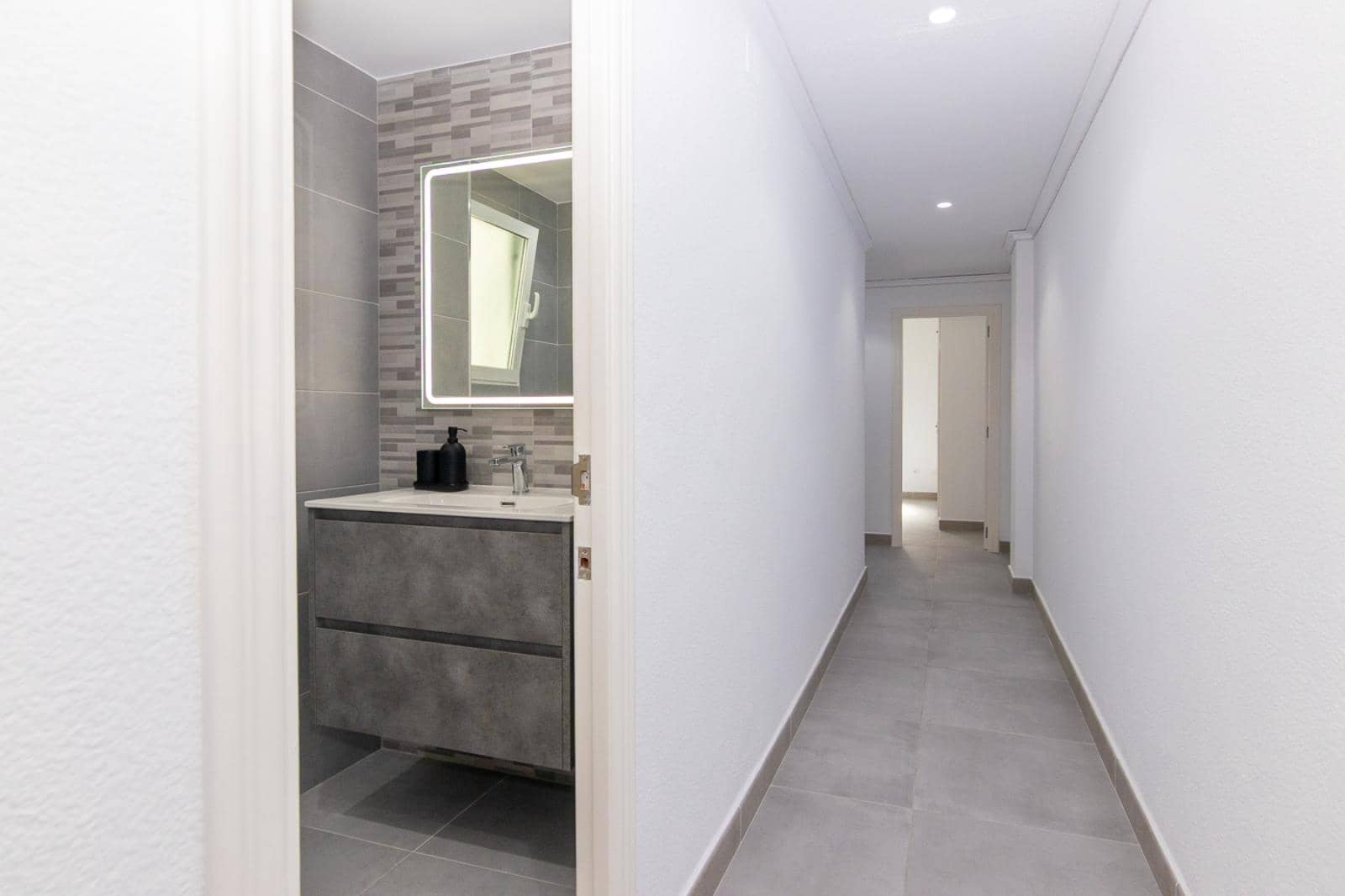 4 soveværelse Lejlighed til salg i Denia - € 395.000 (Ref: 9023633)