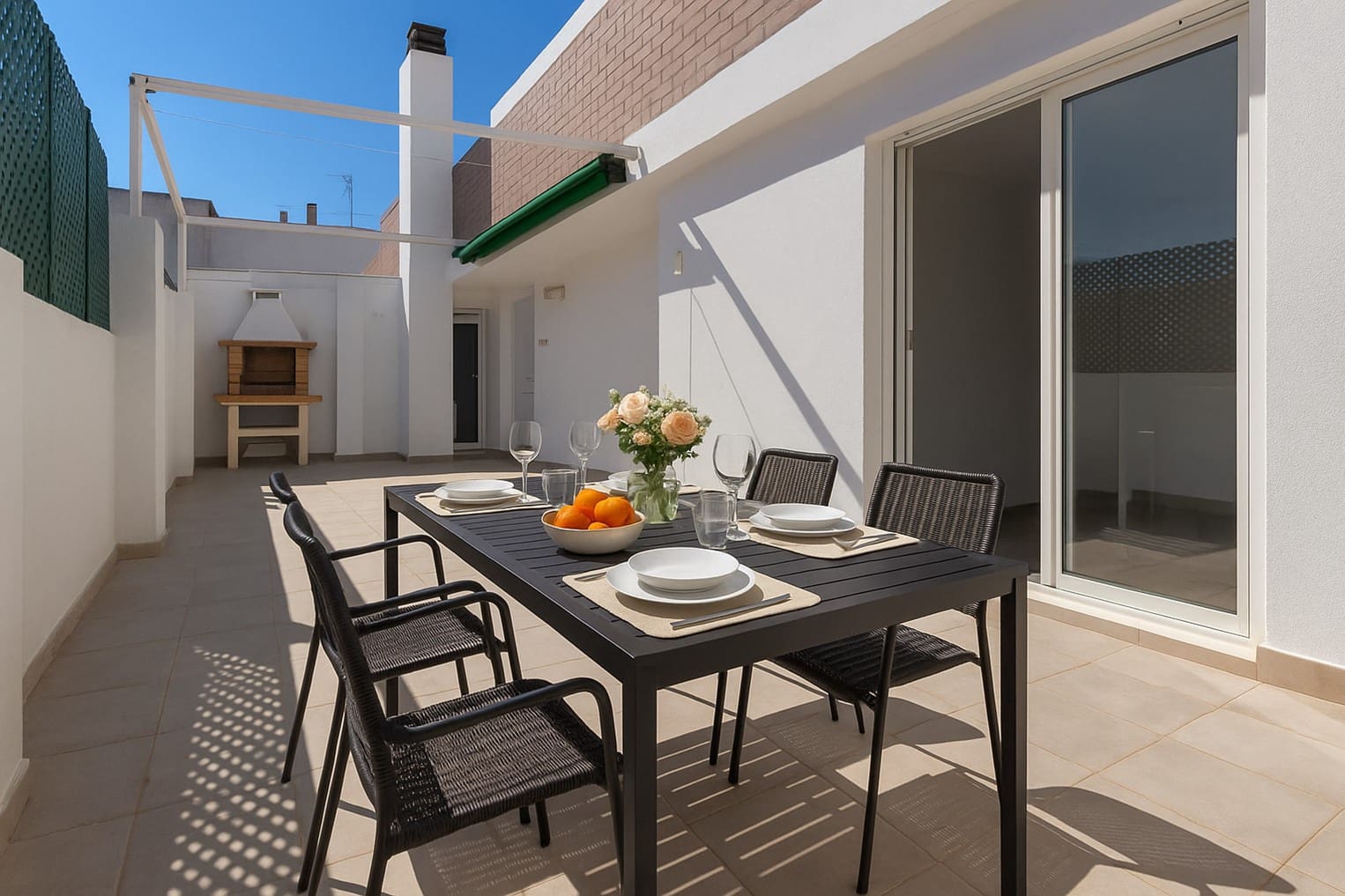 4 soveværelse Lejlighed til salg i Denia - € 395.000 (Ref: 9023633)