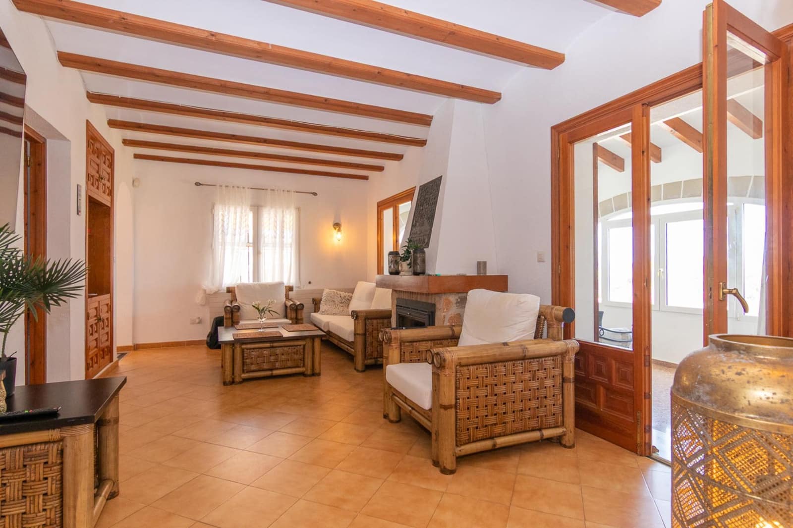 4 bedroom Villa for sale in Denia with pool garage - € 595,000 (Ref: 9105210)