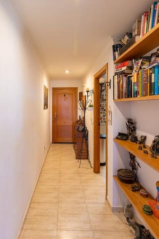 4 makuuhuone Kattohuoneisto myytävänä paikassa Centro Urbano, Dénia - 549 000 € (Ref: 9105211)