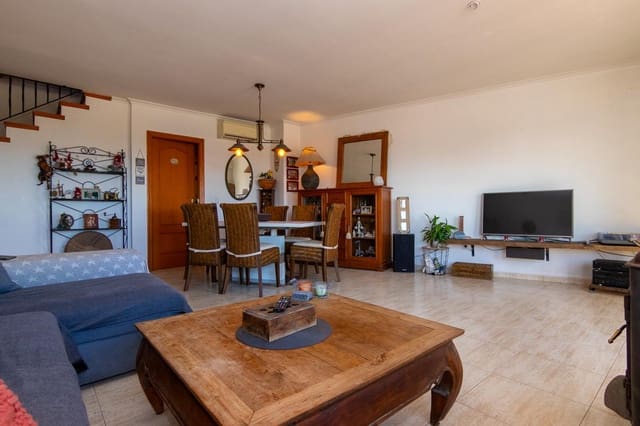 4 makuuhuone Kattohuoneisto myytävänä paikassa Centro Urbano, Dénia - 549 000 € (Ref: 9105211)