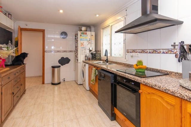 4 makuuhuone Kattohuoneisto myytävänä paikassa Centro Urbano, Dénia - 549 000 € (Ref: 9105211)