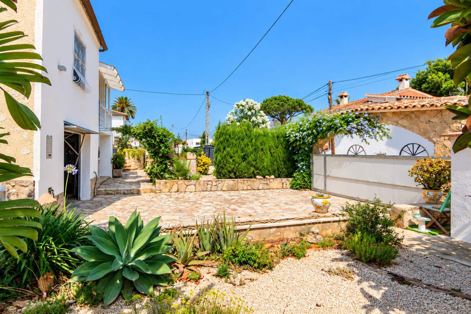 Chalet de 2 habitaciones en Dénia en venta con piscina garaje - 595.000 € (Ref: 9105212)