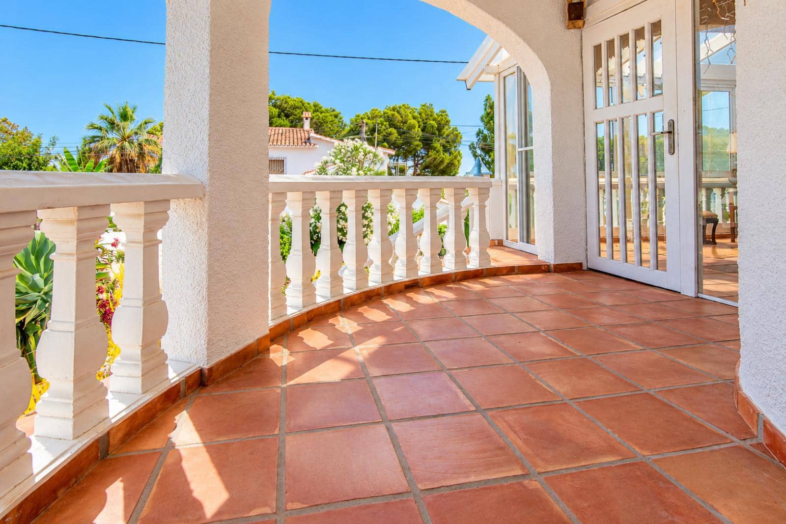 Chalet de 2 habitaciones en Dénia en venta con piscina garaje - 595.000 € (Ref: 9105212)