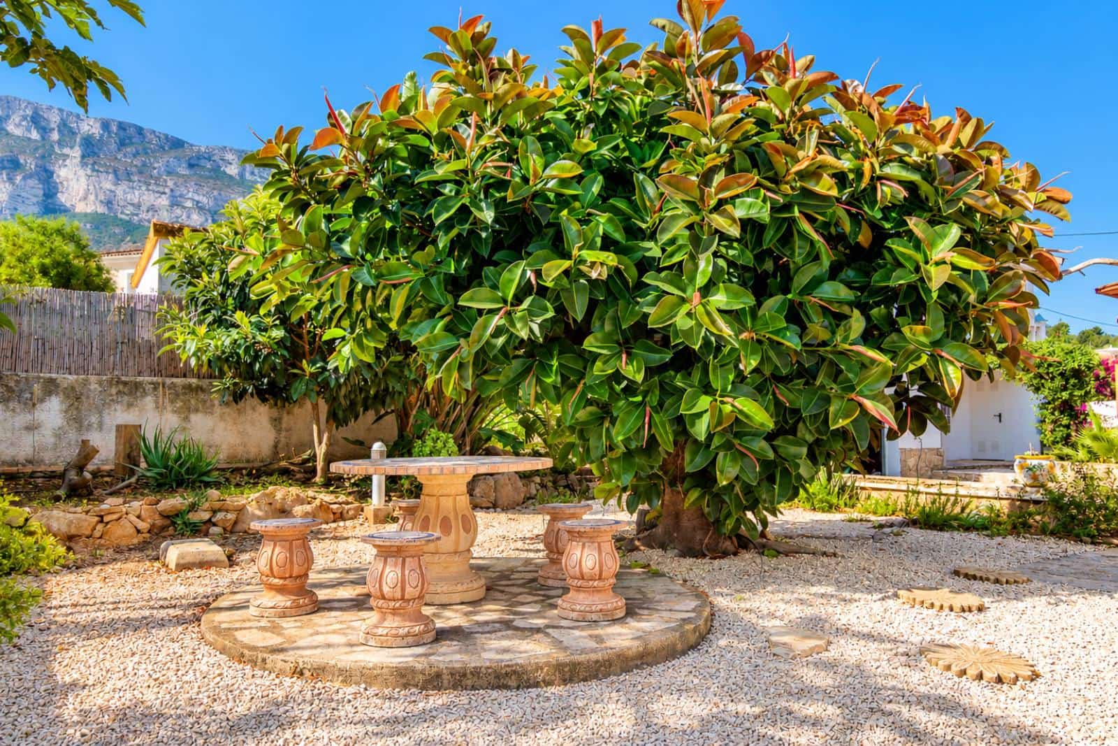 Chalet de 2 habitaciones en Dénia en venta con piscina garaje - 595.000 € (Ref: 9105212)