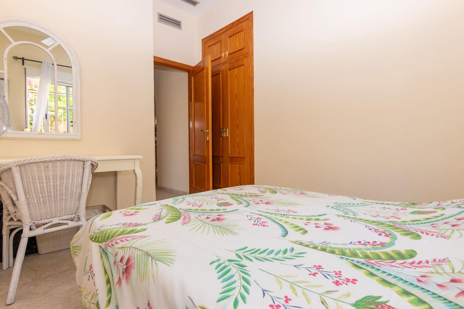 3 sypialnia Willa na sprzedaż w Sanet i Negrals z basenem garażem - 550 000 € (Ref: 9130661)